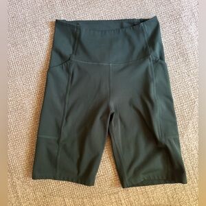 High-Rise Pocket Bike Short in Moss